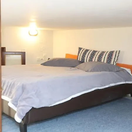 Efi Cozy Loft With Courtyard In Daire