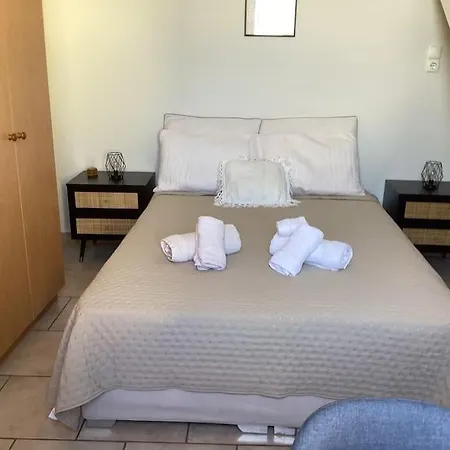 Efi Cozy Loft With Courtyard In Daire