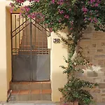 Efi Cozy Loft With Courtyard In *