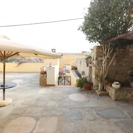 Efi Cozy Loft With Courtyard In Apartamento *