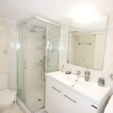 Apartament Efi Cozy Loft With Courtyard In Ermupoli