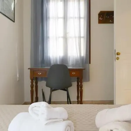 Efi Cozy Loft With Courtyard In *