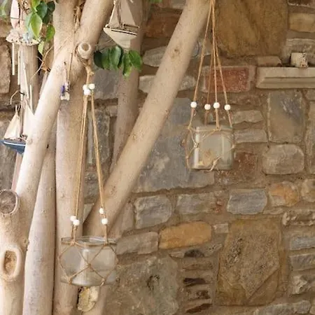 Efi Cozy Loft With Courtyard In * Ermupoli