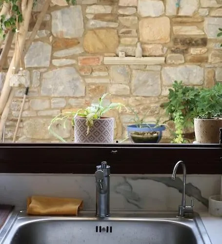 Efi Cozy Loft With Courtyard In *