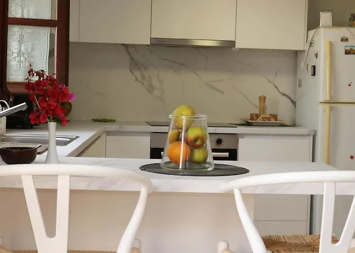 Efi Cozy Loft With Courtyard In *