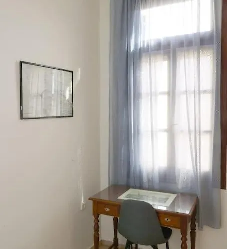 Efi Cozy Loft With Courtyard In *